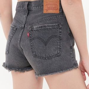 Levi 501 high rise shorts size 27 BLACK